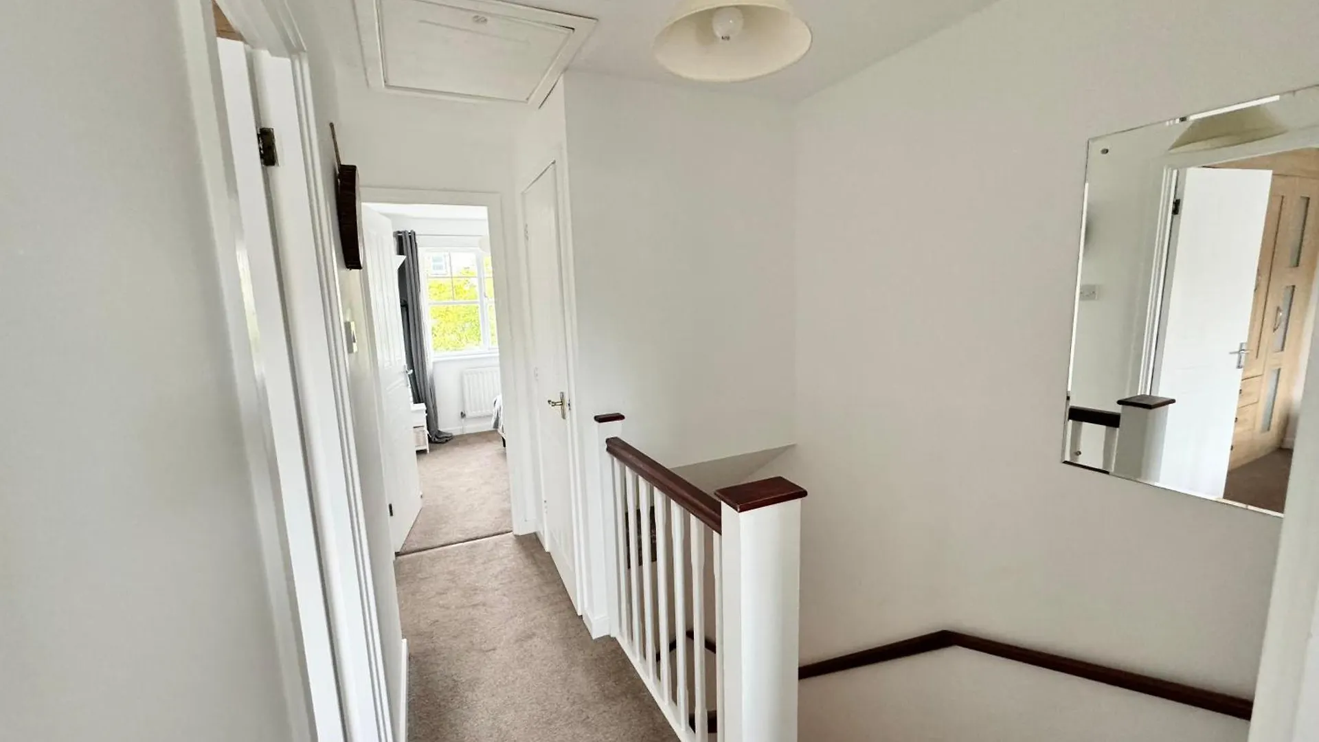 Апартаменты 3 Bed House With Parking And Garden Near Tower Bridge Лондон Великобритания