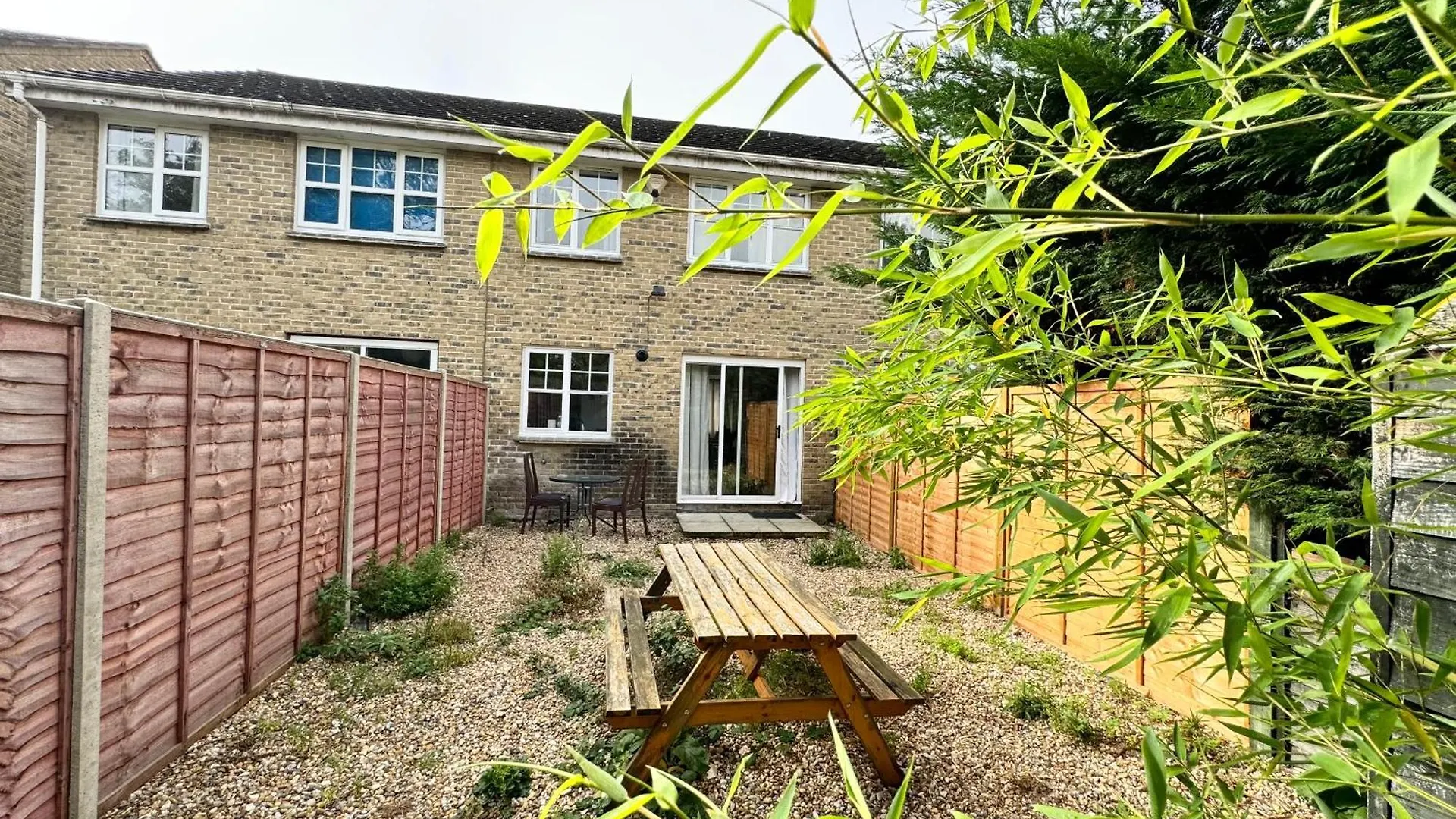 3 Bed House With Parking And Garden Near Tower Bridge Apartment London