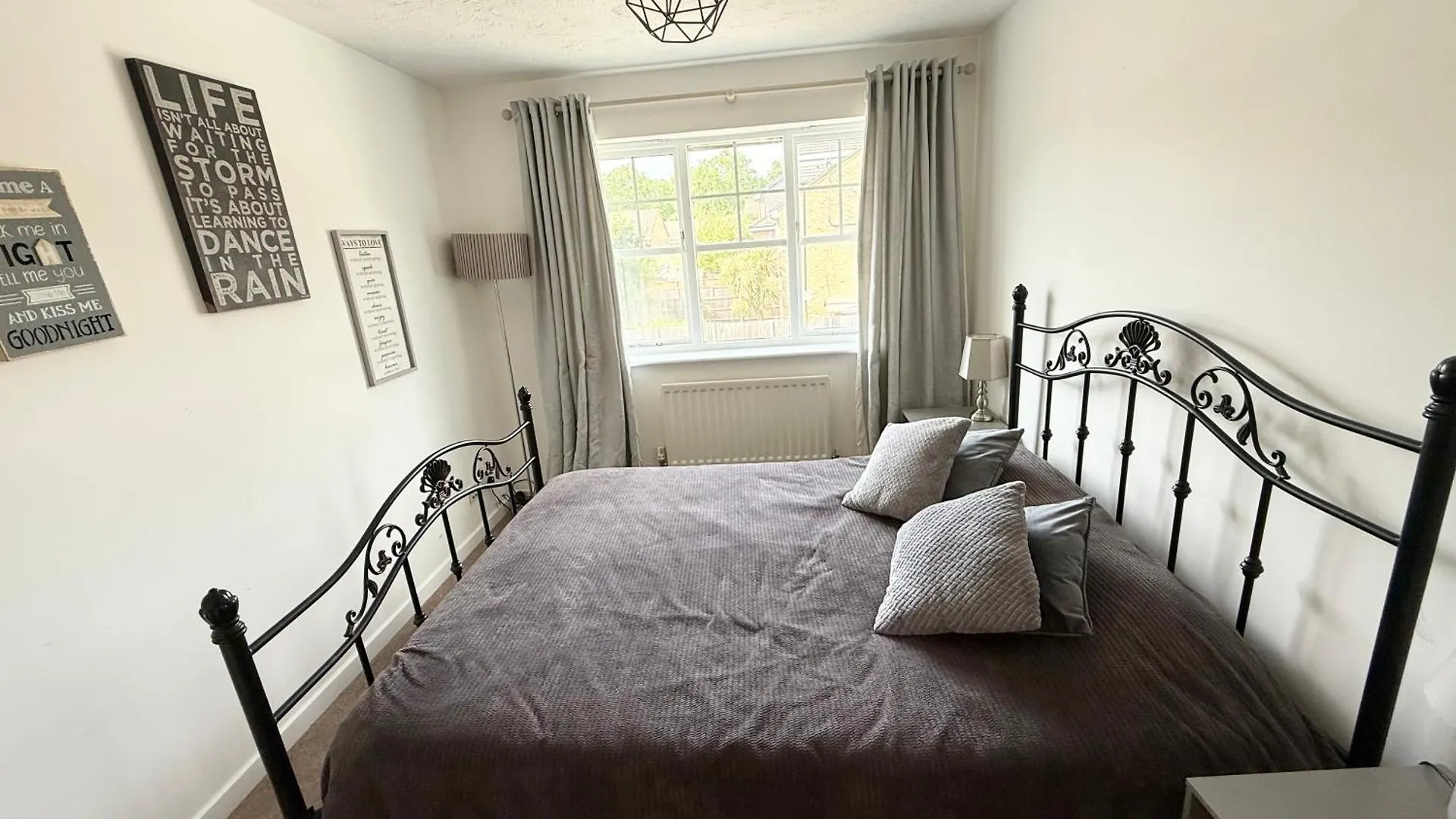 3 Bed House With Parking And Garden Near Tower Bridge Διαμέρισμα Λονδίνο Ηνωμένο Βασίλειο
